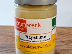 Unser Bioland Rapshonig im 485g Glas aus dem Aller-Leine-Tal.
